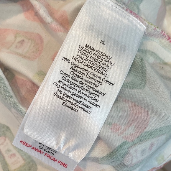 BedHead Pajama Set Size XL LS Top Pants Wine/Champagne Print EUC - Picture 13 of 13